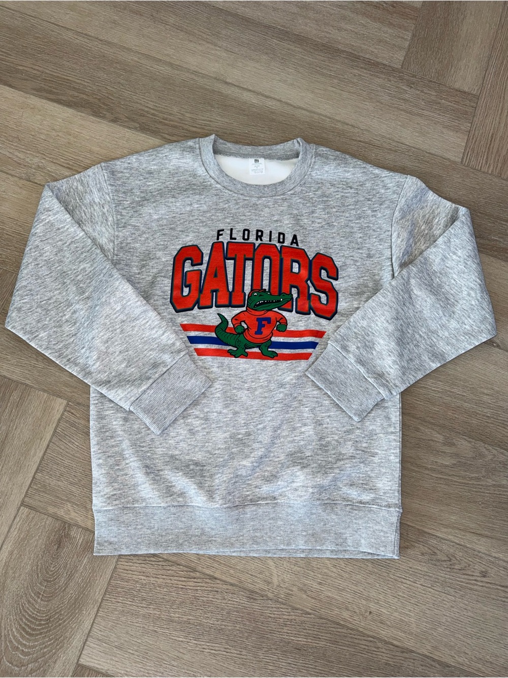 New!  Men’s Small Florida Gators Sweatshirt